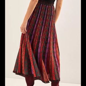 ANTHROPOLOGIE Pleated Knit Midi Skirt S